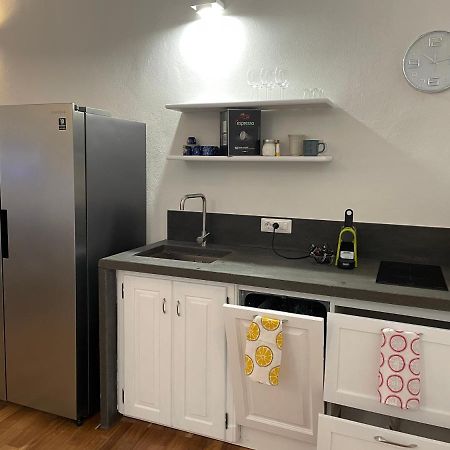 Aida Apartment Каляри Екстериор снимка