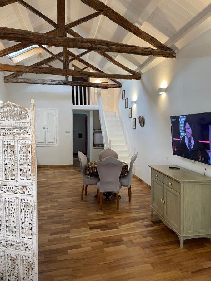 Aida Apartment Каляри Екстериор снимка
