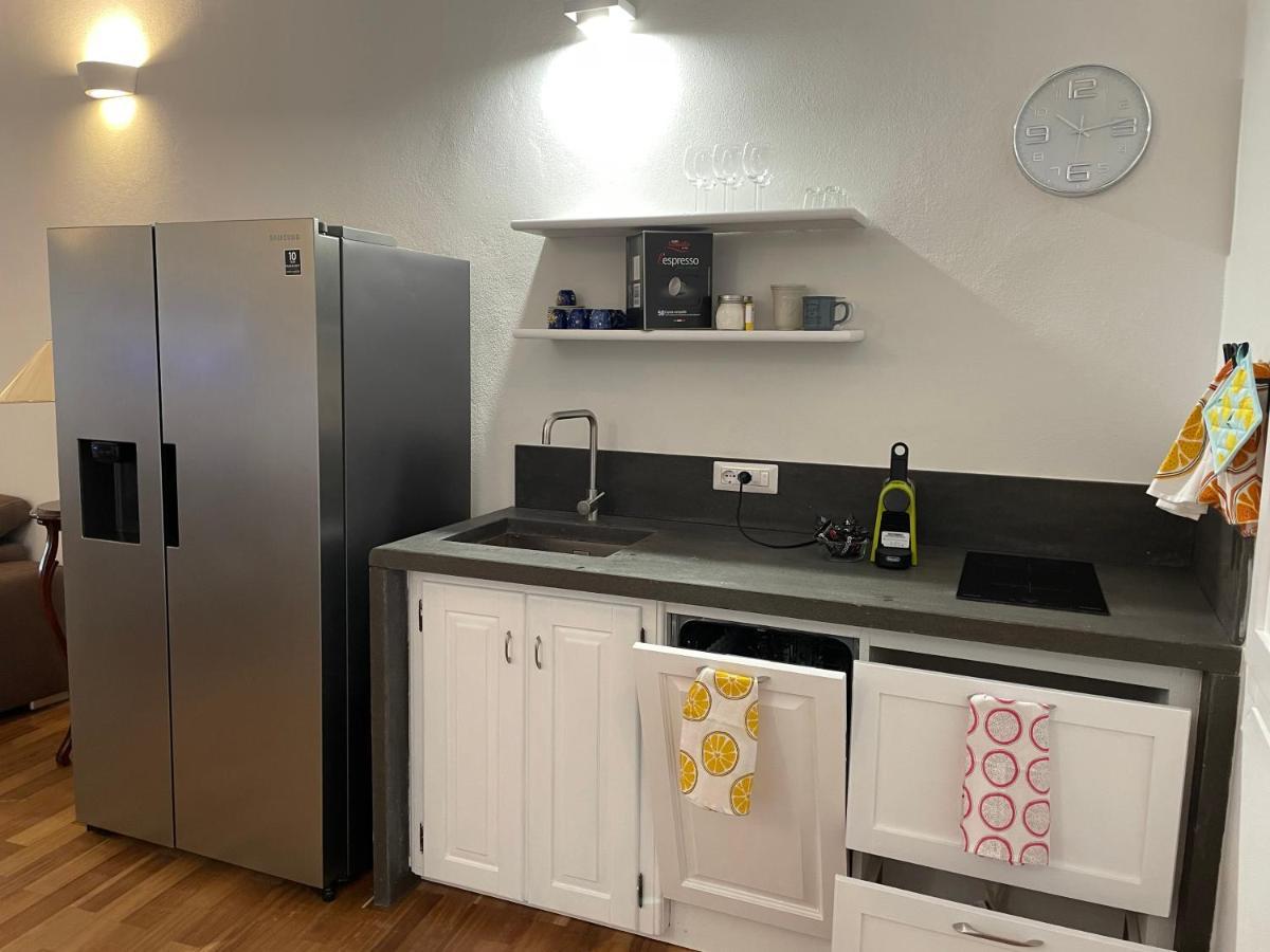 Aida Apartment Каляри Екстериор снимка